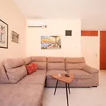 Two Bedroom In Center Igor Zára