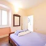 Two Bedroom In Center Igor Apartman *