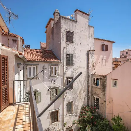 Apartment Two Bedroom In Center Igor *
