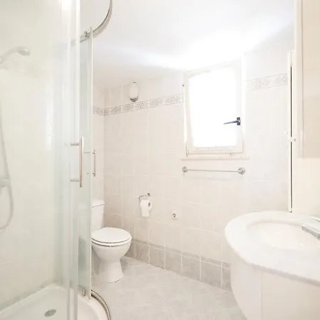 Two Bedroom In Center Igor Apartment Zadar