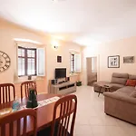 アパート Two Bedroom In Center Igor *