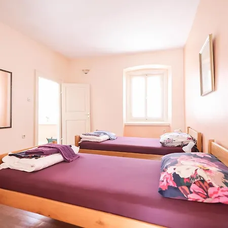 Two Bedroom In Center Igor Lejlighed *