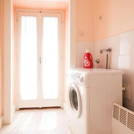 Appartamento Two Bedroom In Center Igor *