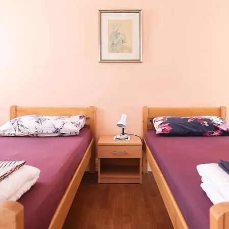 Two Bedroom In Center Igor Zara