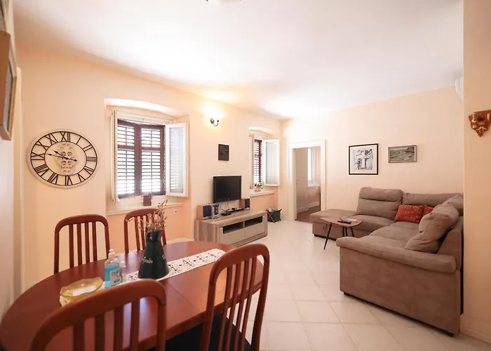 Lejlighed Two Bedroom In Center Igor *