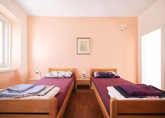 Two Bedroom In Center Igor Lejlighed