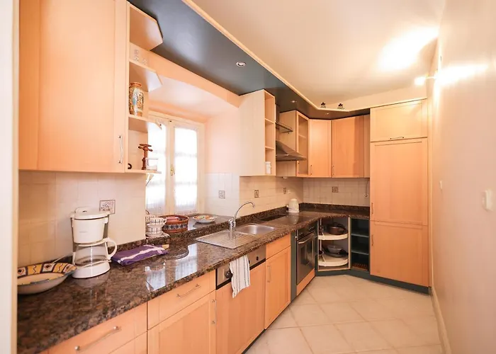 Two Bedroom In Center Igor